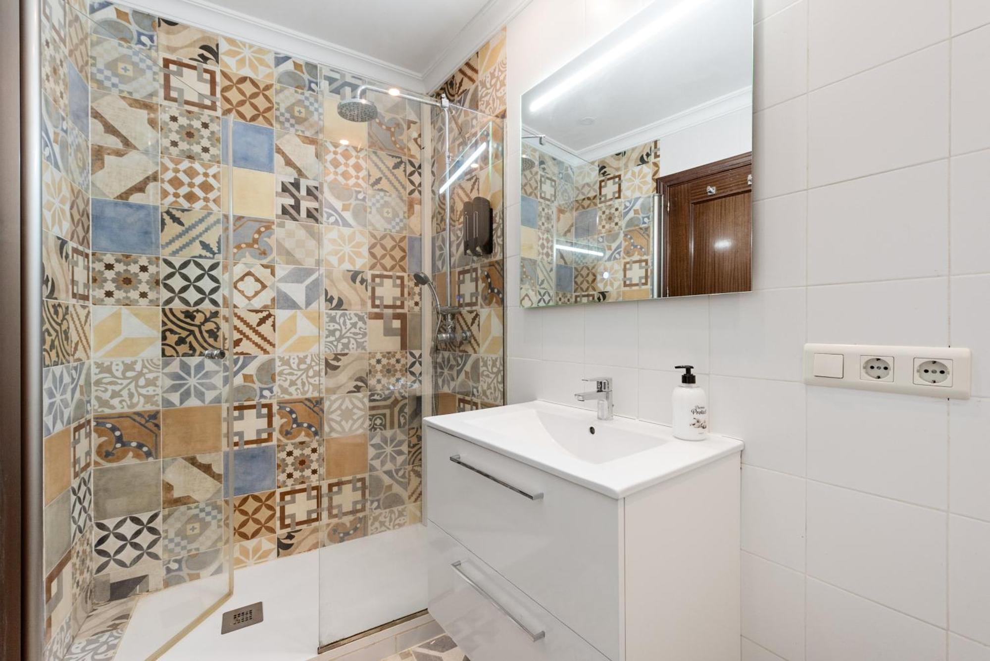 Urbanchicmalaga 2Bedroom Oasis In Historic Malaga Centre 외부 사진